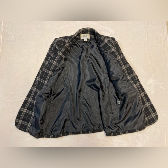 Mark Alexander Blue Plaid 100% Wool Jacket. Size 8. Excellent Condition. - Picture 3 of 4